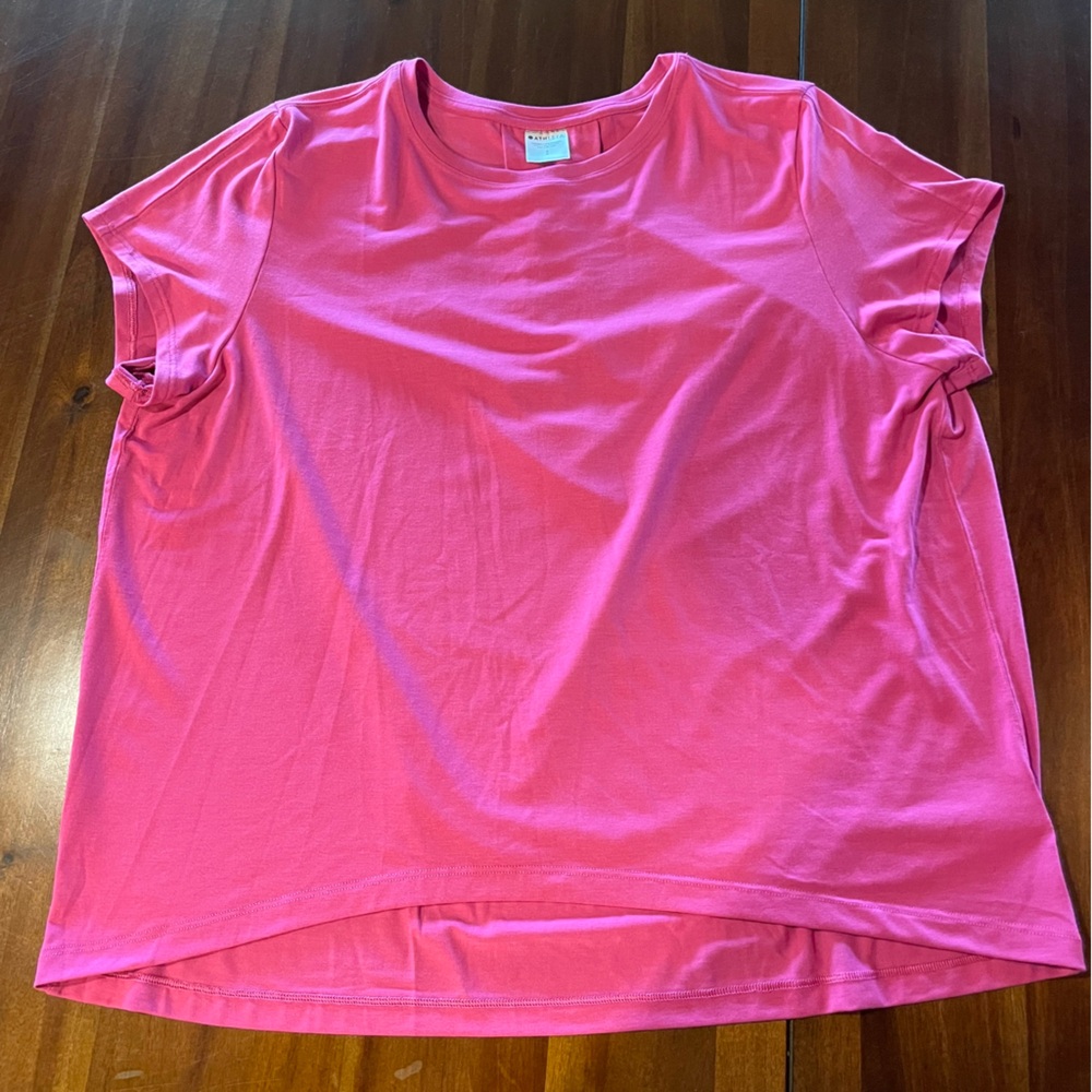 Athleta Women’s Pink Essential Tee Workout Top!